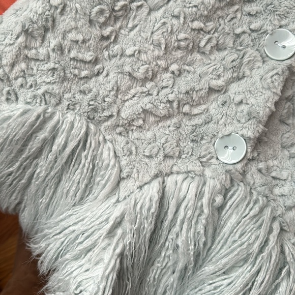 NWT American Widgeon faux fur coat - Picture 2 of 2